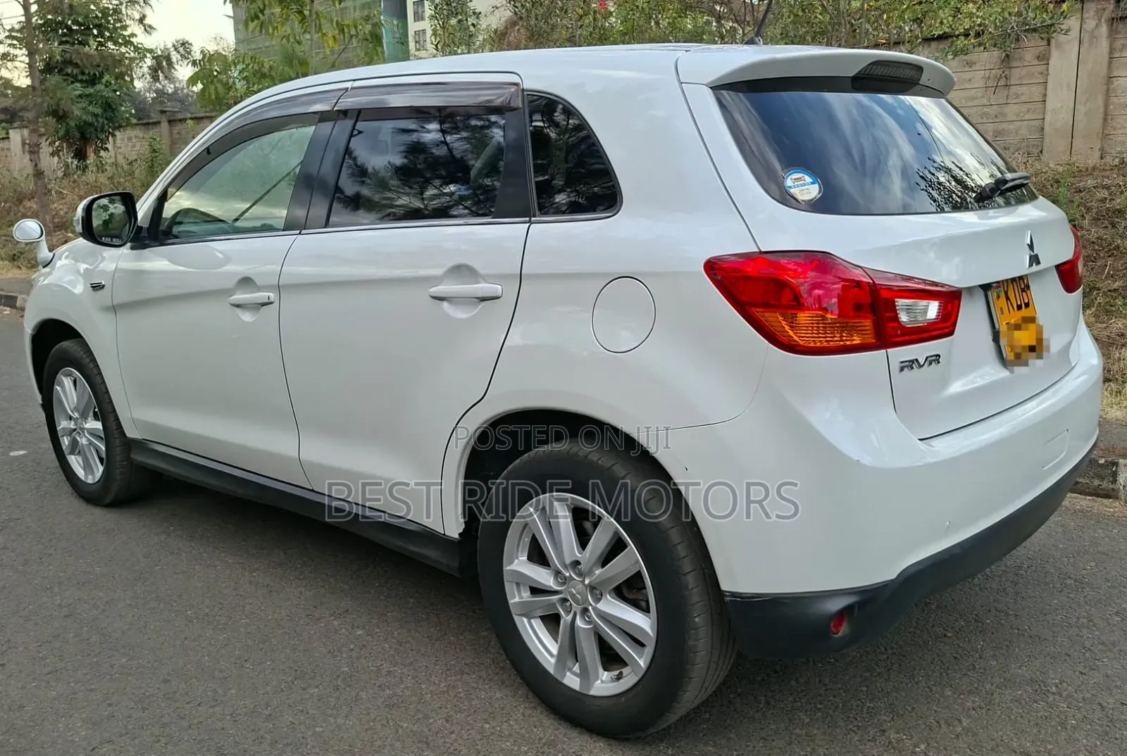 Mitsubishi RVR 2013 White