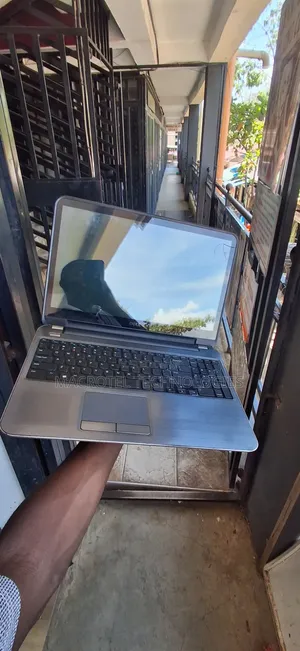 Laptop Dell Inspiron 5548 6GB Intel Core i5 HDD 500GB