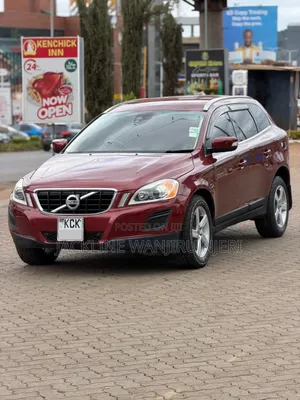 Volvo XC60 2010 Red