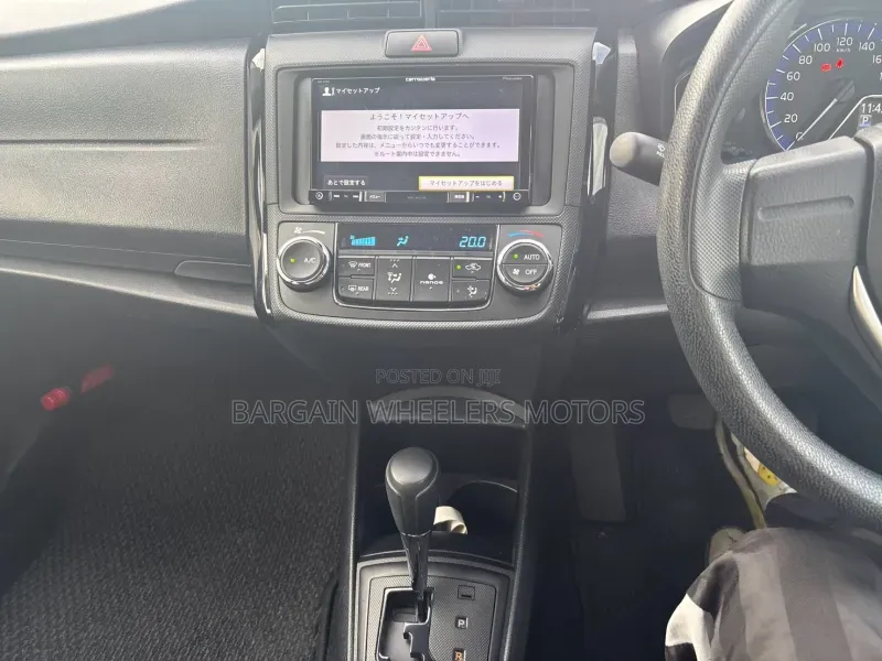 Toyota Axio 2019 Silver