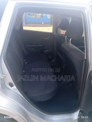 Honda Fit 2011 Silver