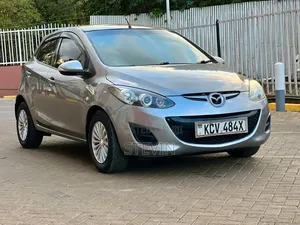 Mazda Demio 2014 Silver
