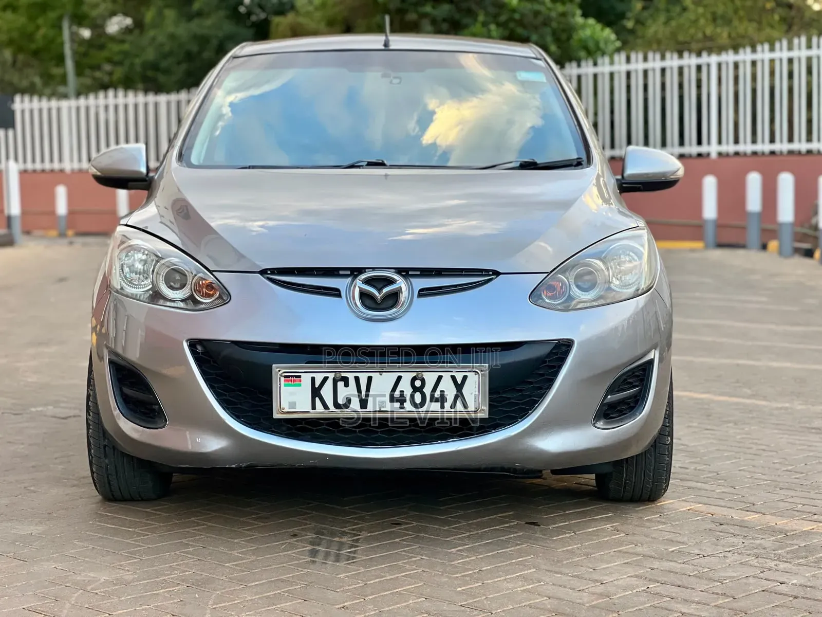 Mazda Demio 2014 Silver