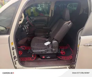 Toyota Spade 2014 White