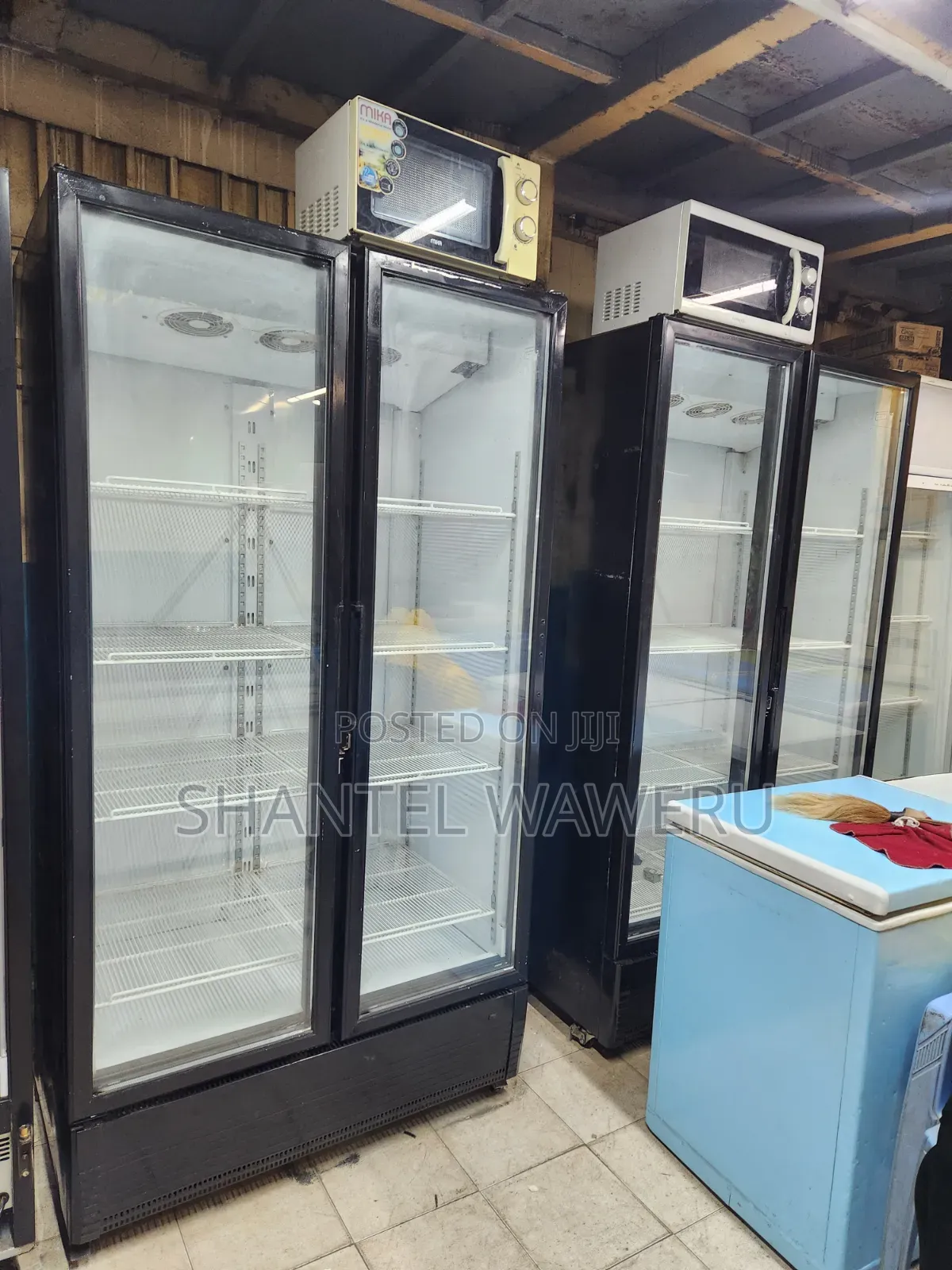 8 Trays Clear Double Display Refrigerator