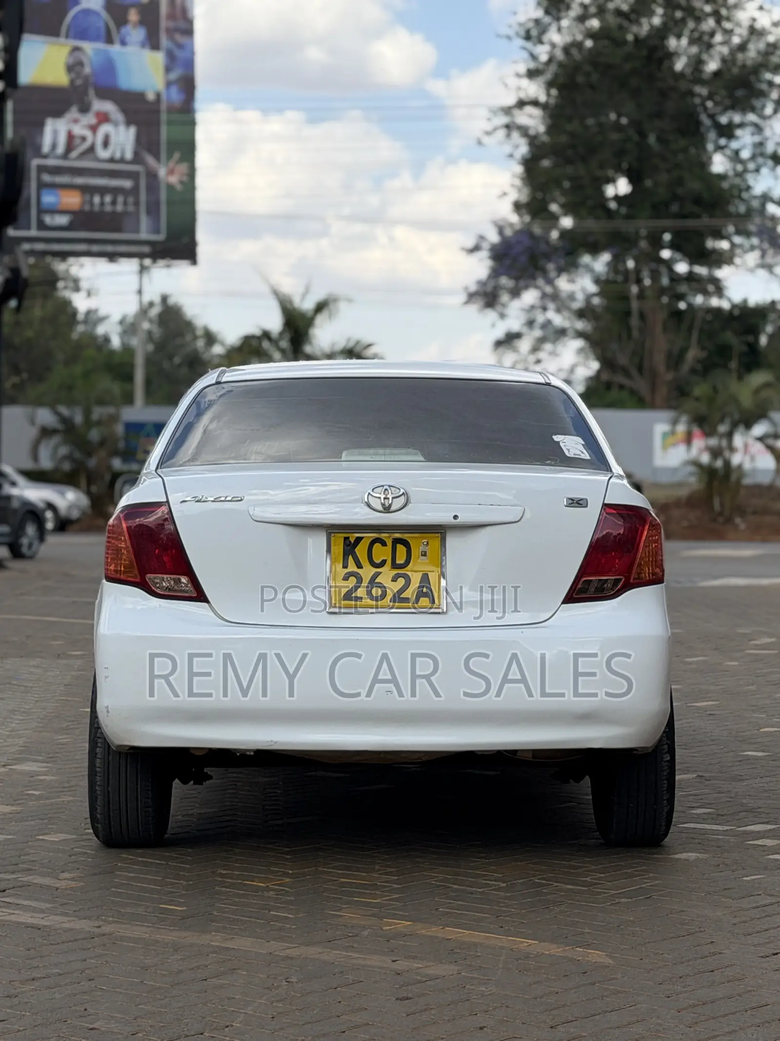 Toyota Axio 2007 White