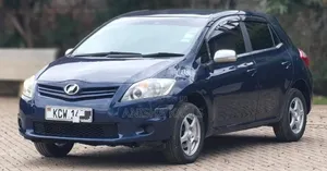 Toyota Auris 2012 Blue