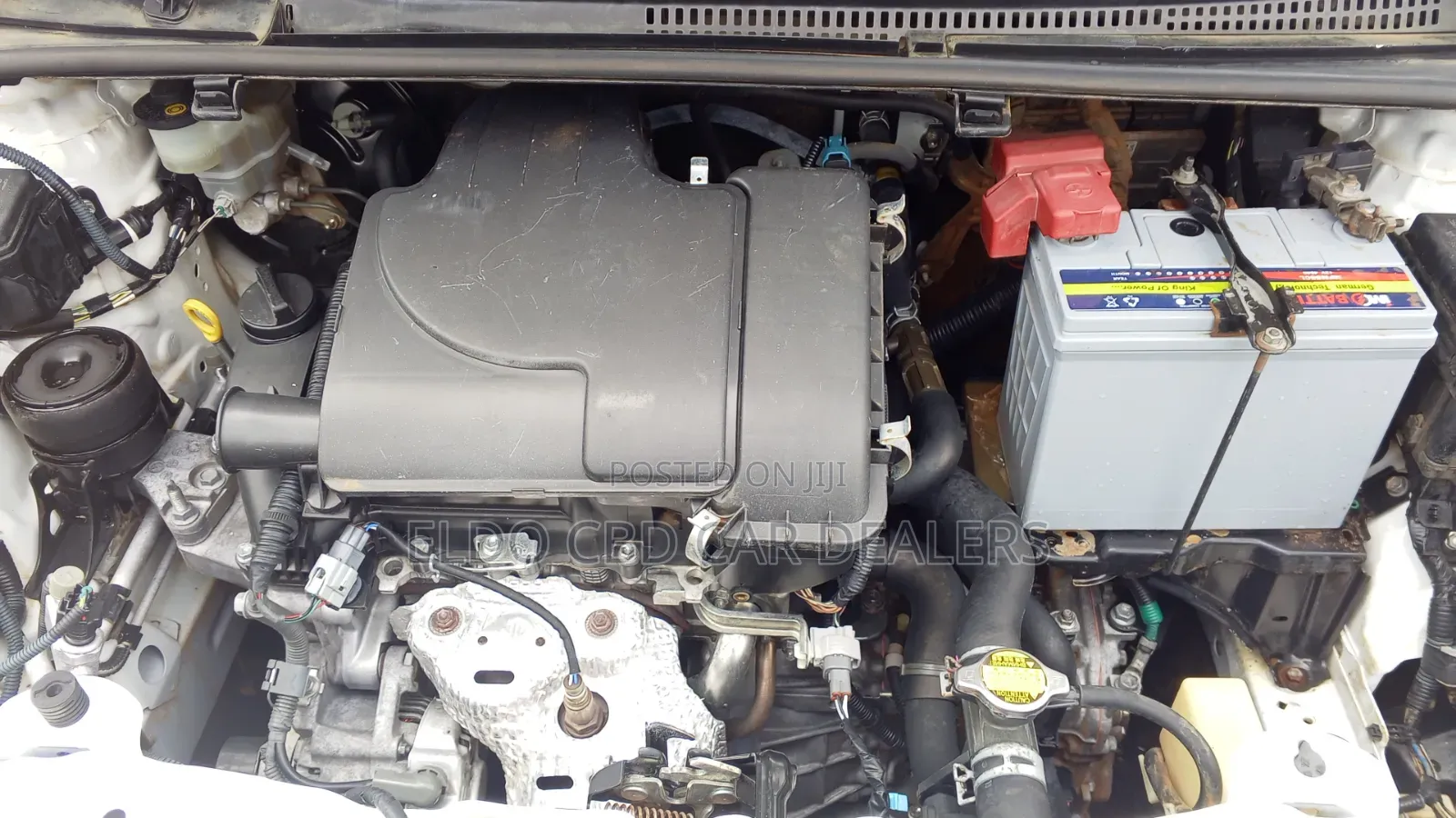 Toyota Vitz 2011 White