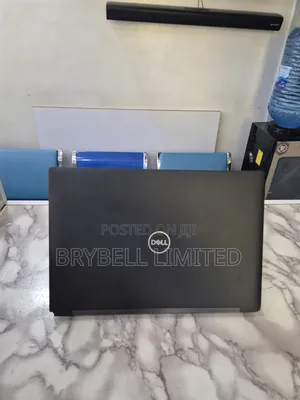 Laptop Dell Latitude 7390 8GB Intel Core i5 SSD 256GB