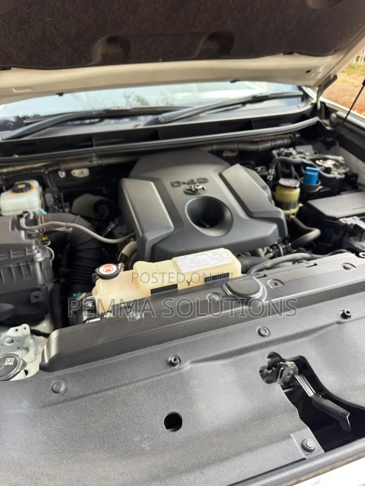 Toyota Land Cruiser Prado 2.8 2018 White