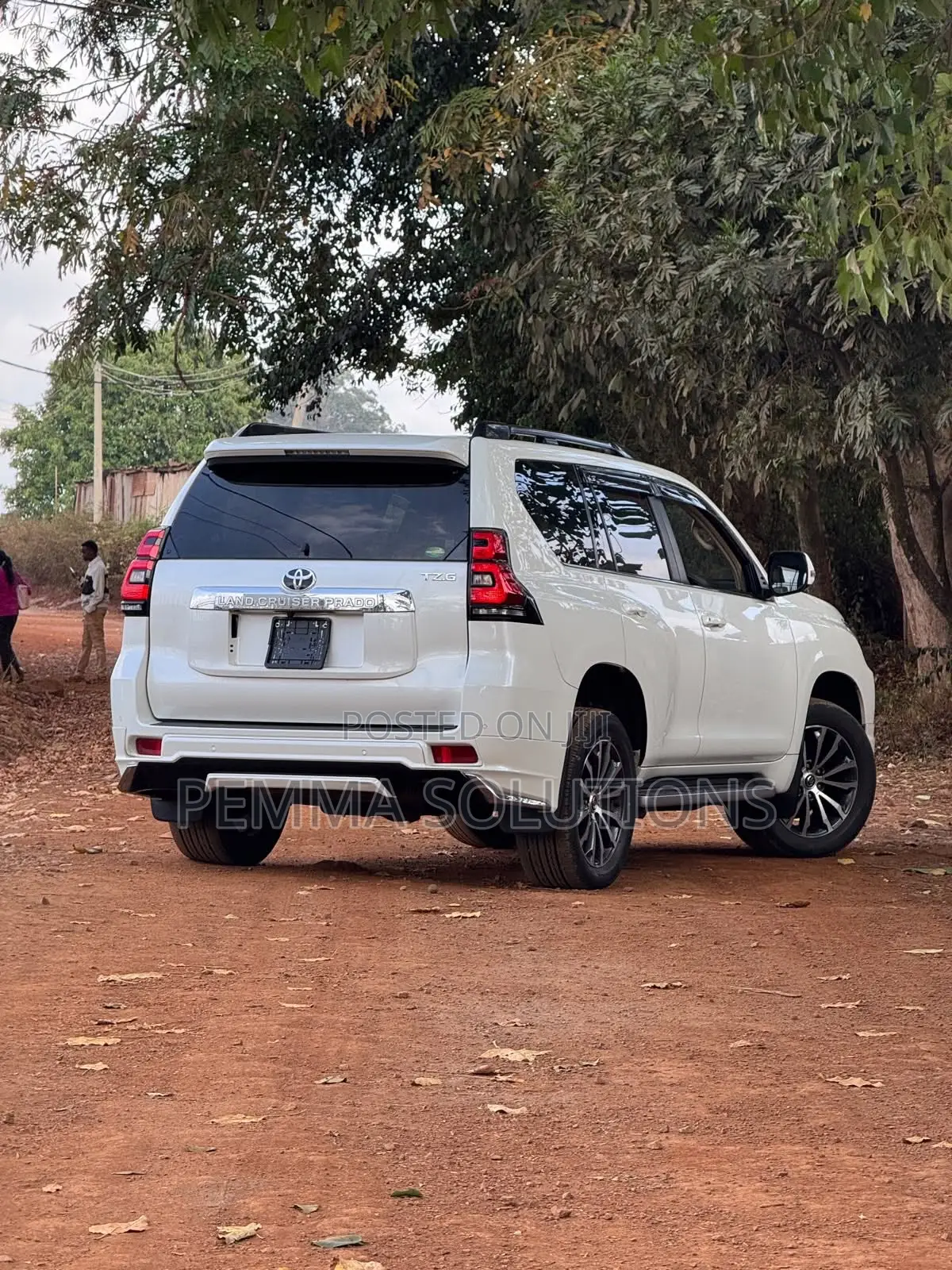 Toyota Land Cruiser Prado 2.8 2018 White