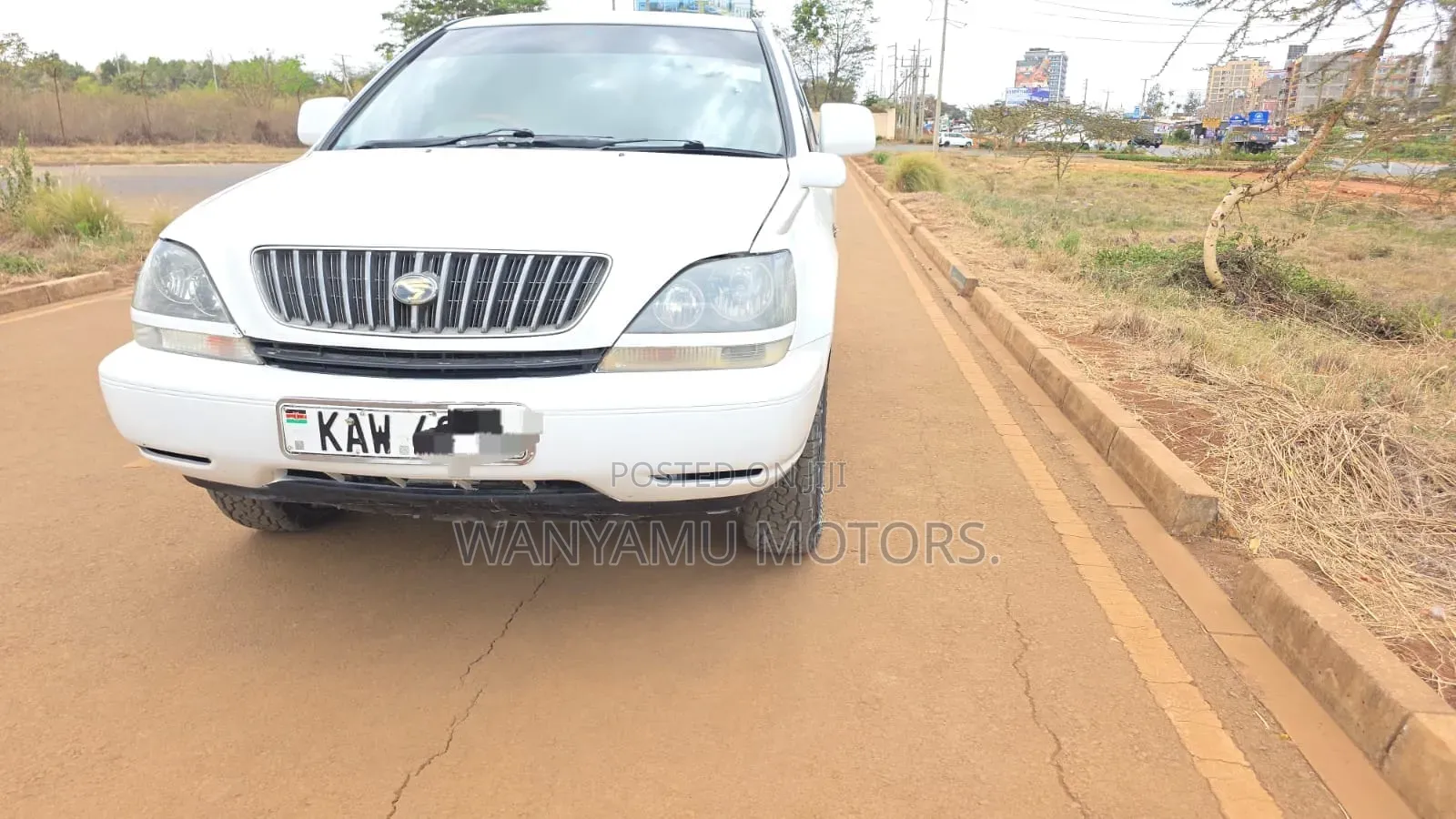 Toyota Harrier 2002 White