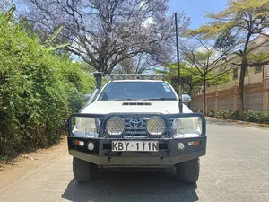 Toyota Hilux 3.0 D-4D 4x4 2015 White