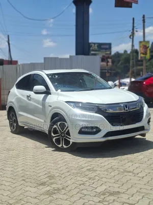 Honda Vezel 2019 White