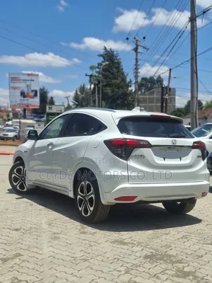 Honda Vezel 2019 White