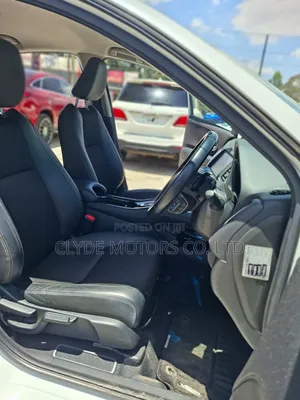 Honda Vezel 2019 White