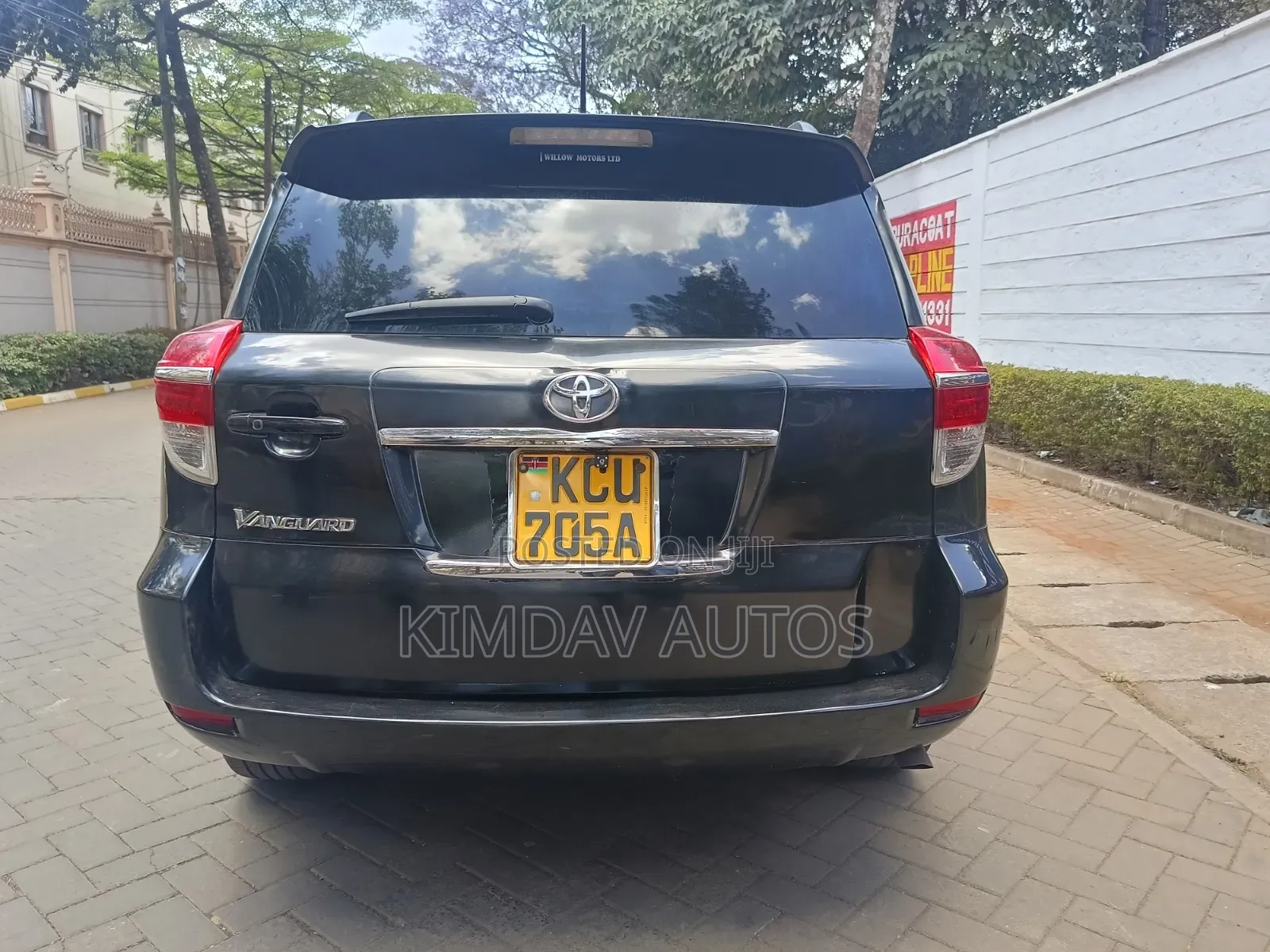 Toyota Vanguard 2012 Black