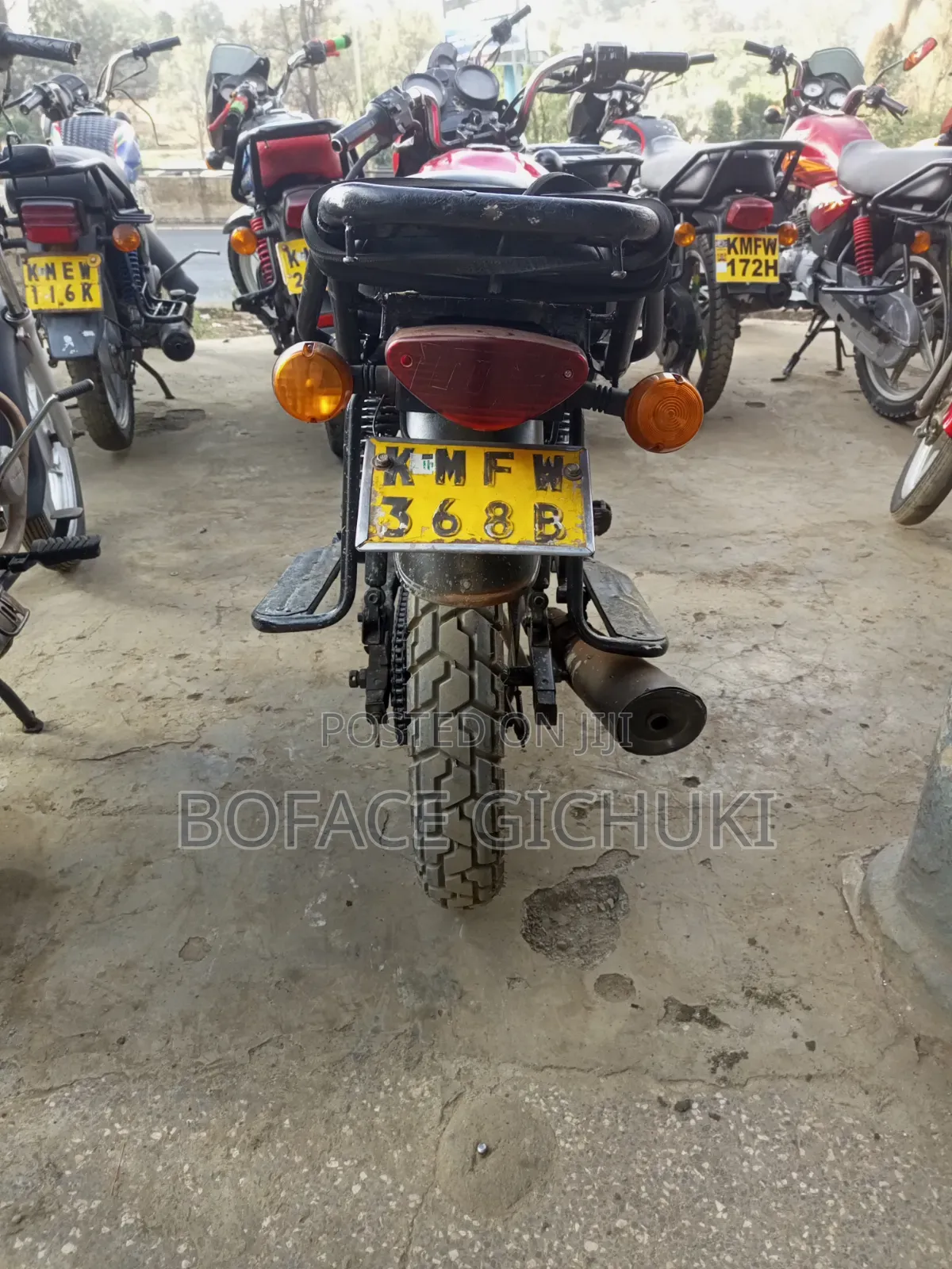Bajaj Boxer 2024 Red