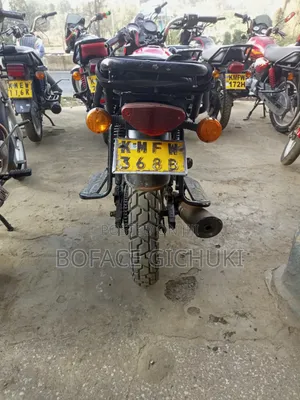 Bajaj Boxer 2024 Red