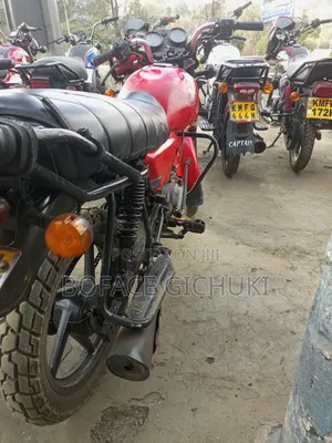 Bajaj Boxer 2024 Red