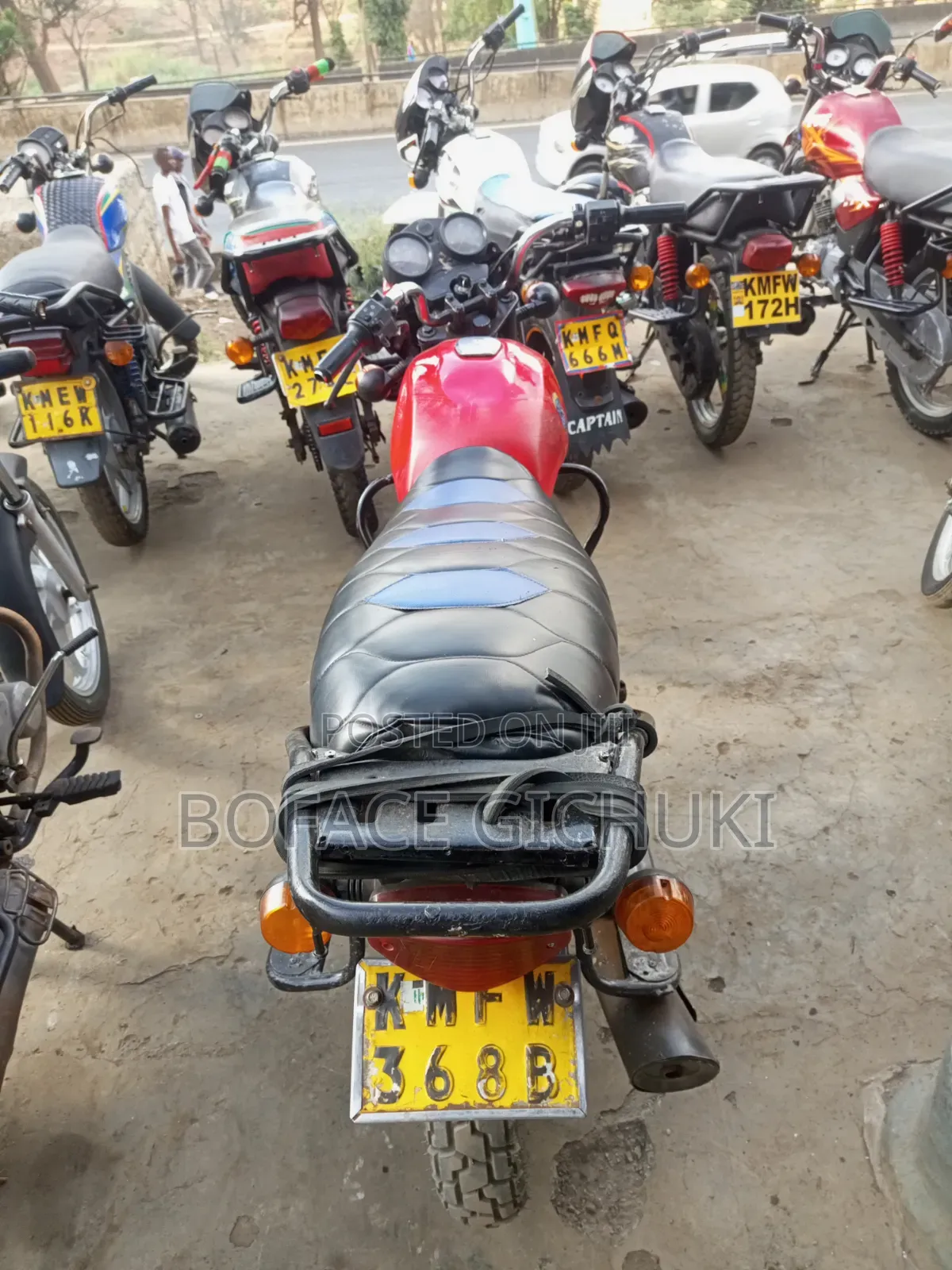 Bajaj Boxer 2024 Red