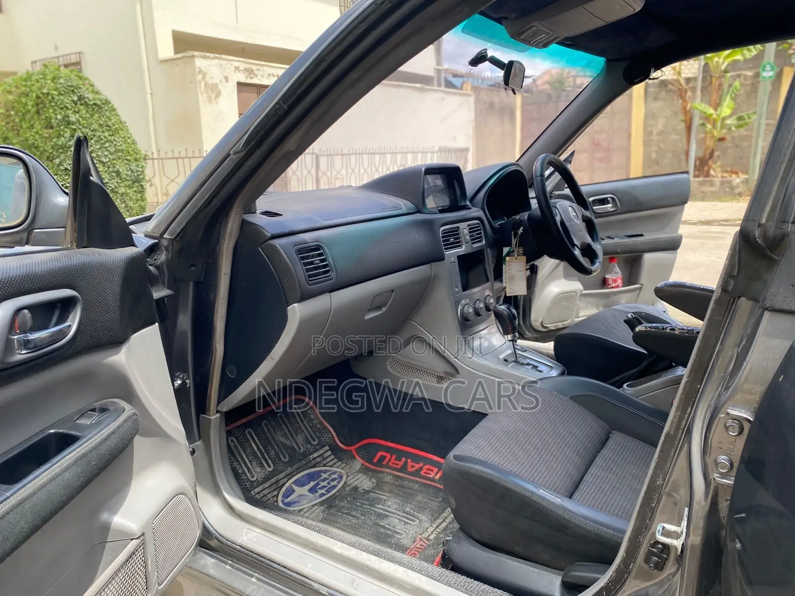Subaru Forester 2002 Gray