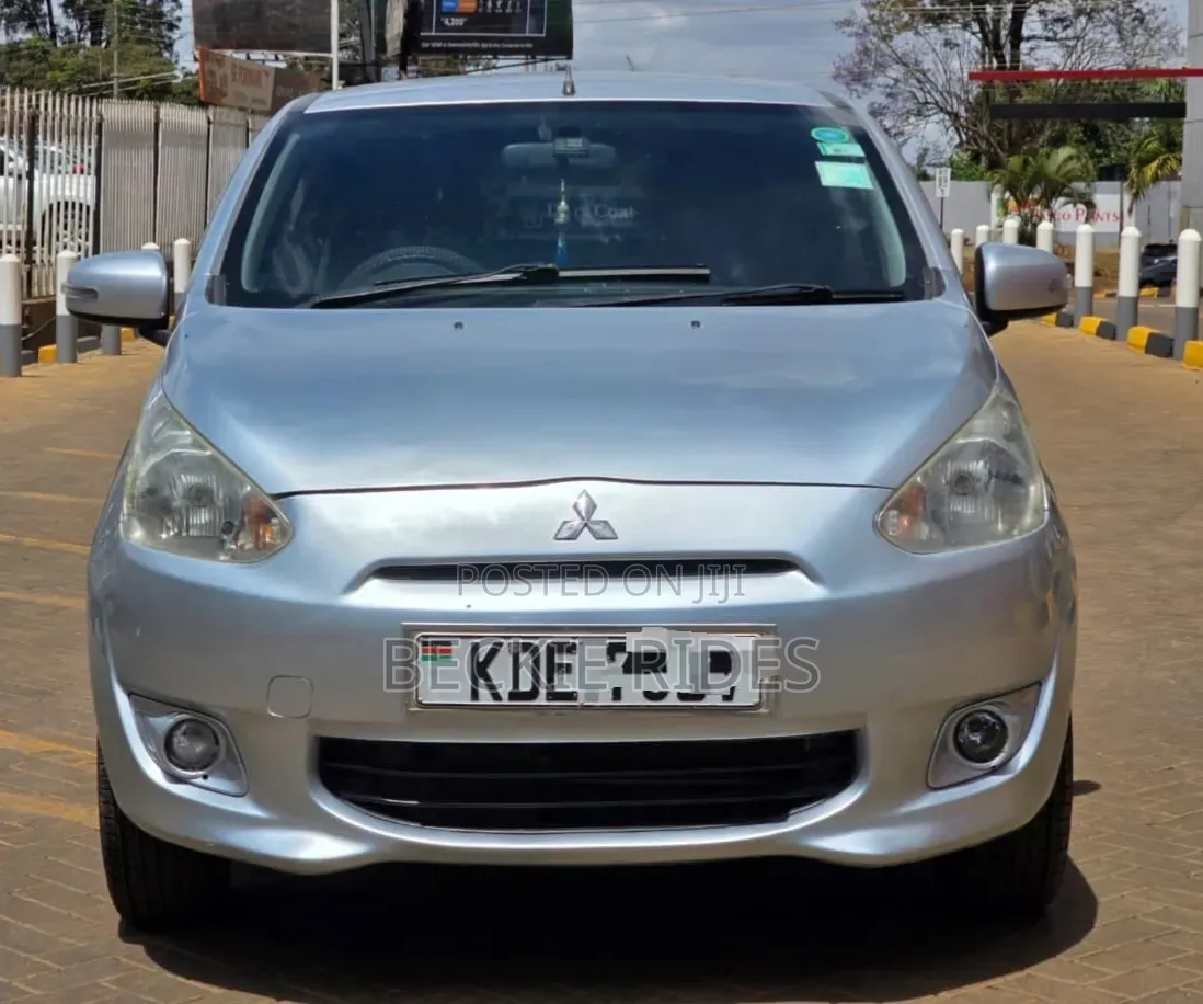 Mitsubishi Mirage 2014 Silver