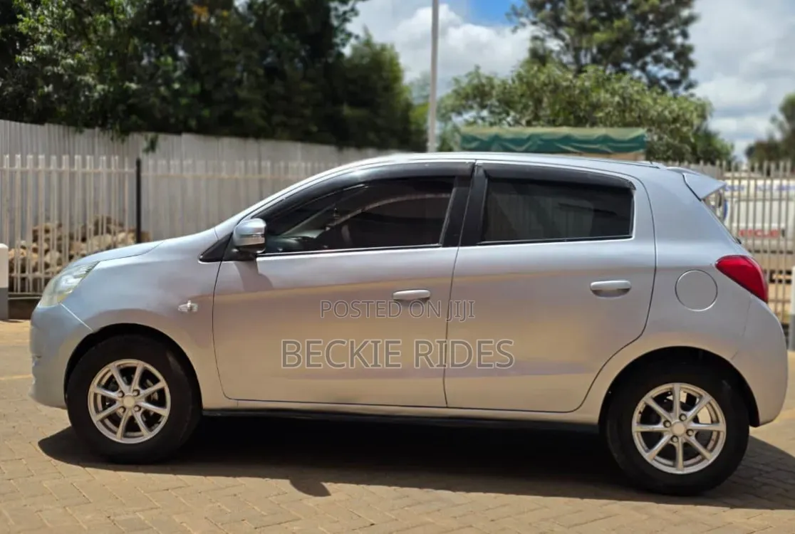Mitsubishi Mirage 2014 Silver