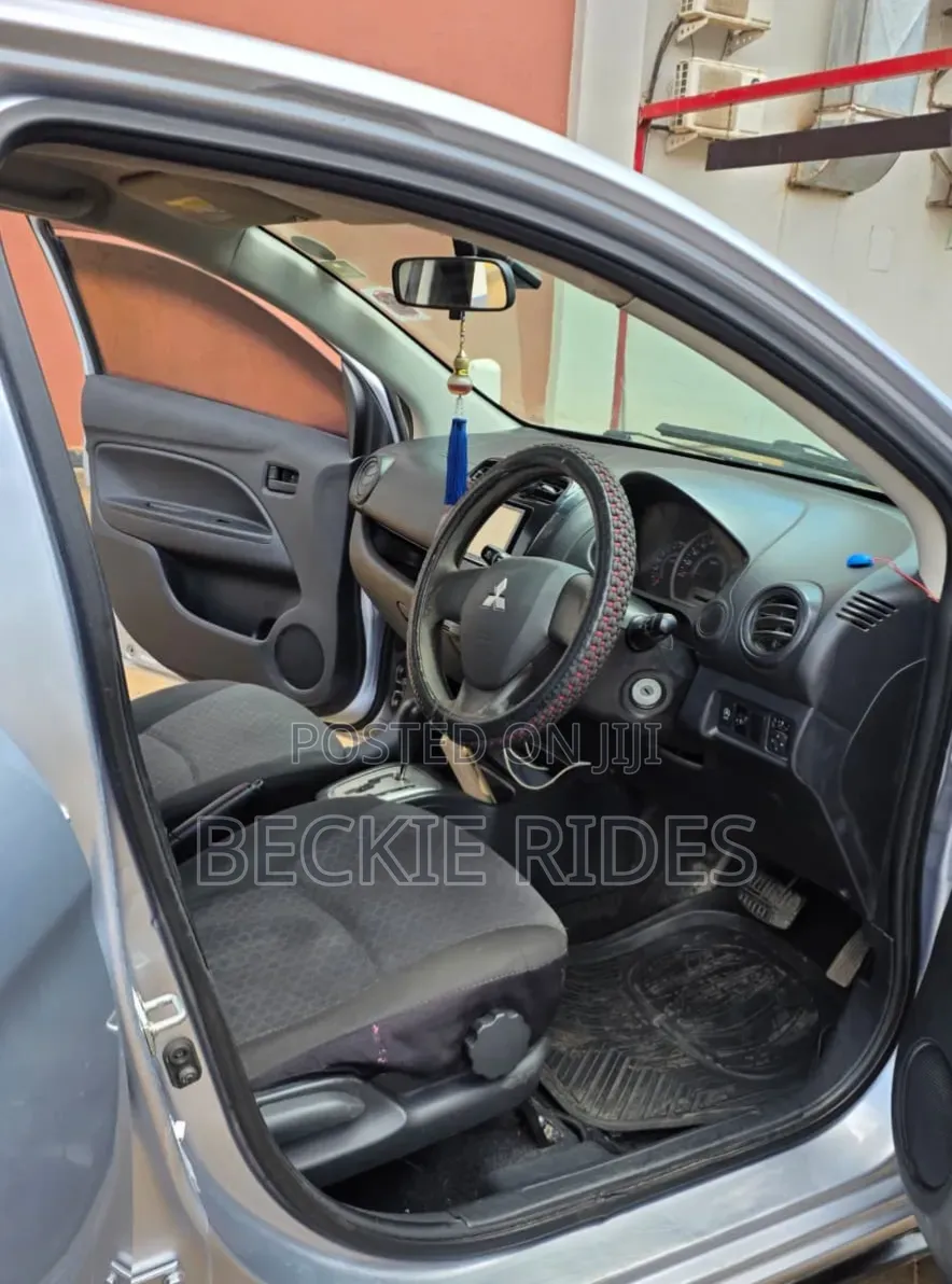 Mitsubishi Mirage 2014 Silver