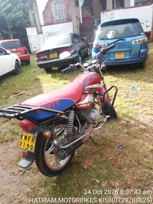 TVS HLX 125 2021 Red