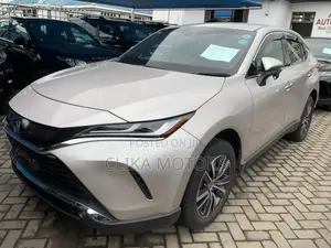 Toyota Harrier 2021 Off white