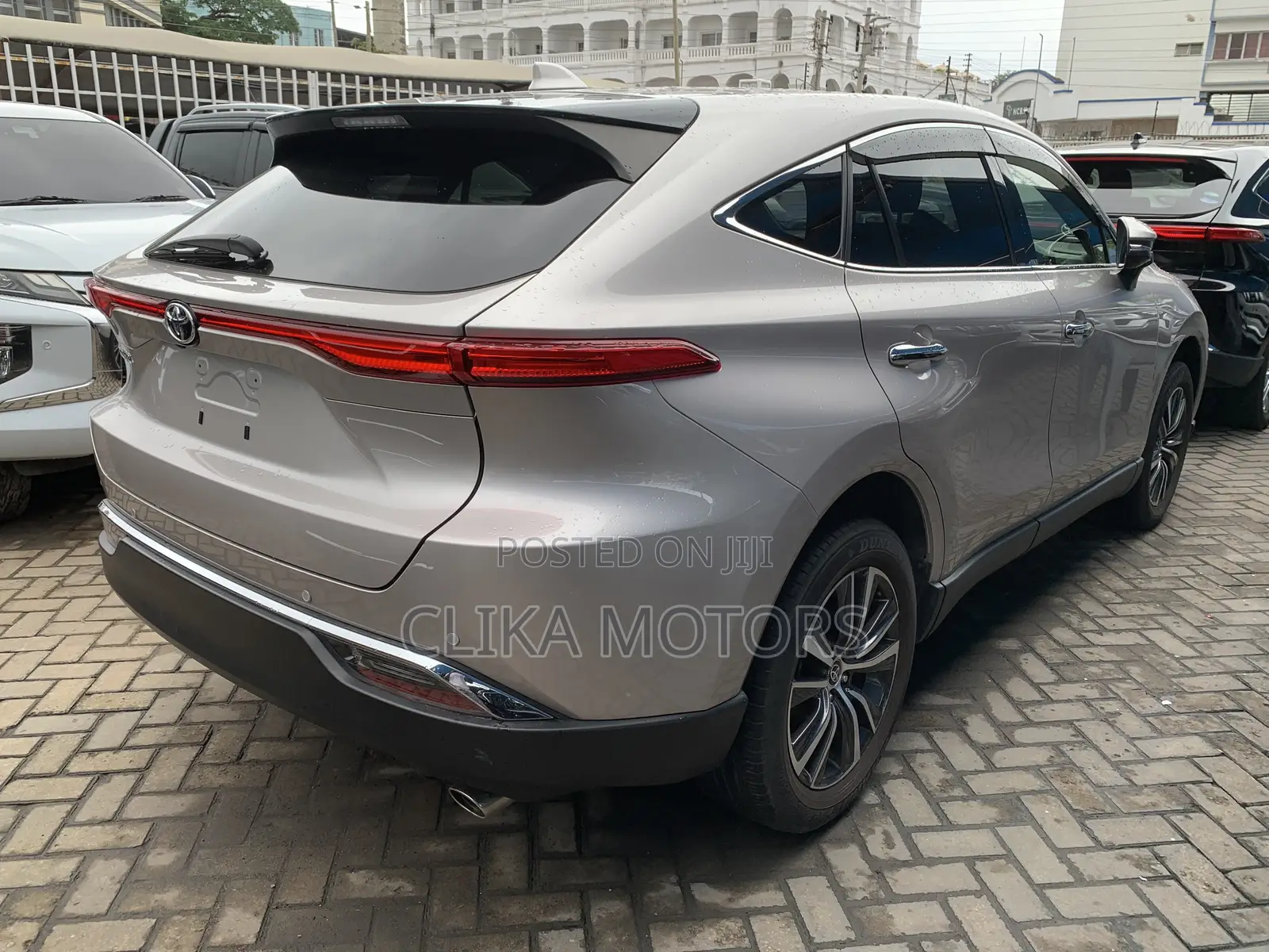Toyota Harrier 2021 Off white