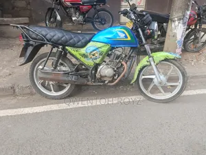 Honda CB 2024 Blue