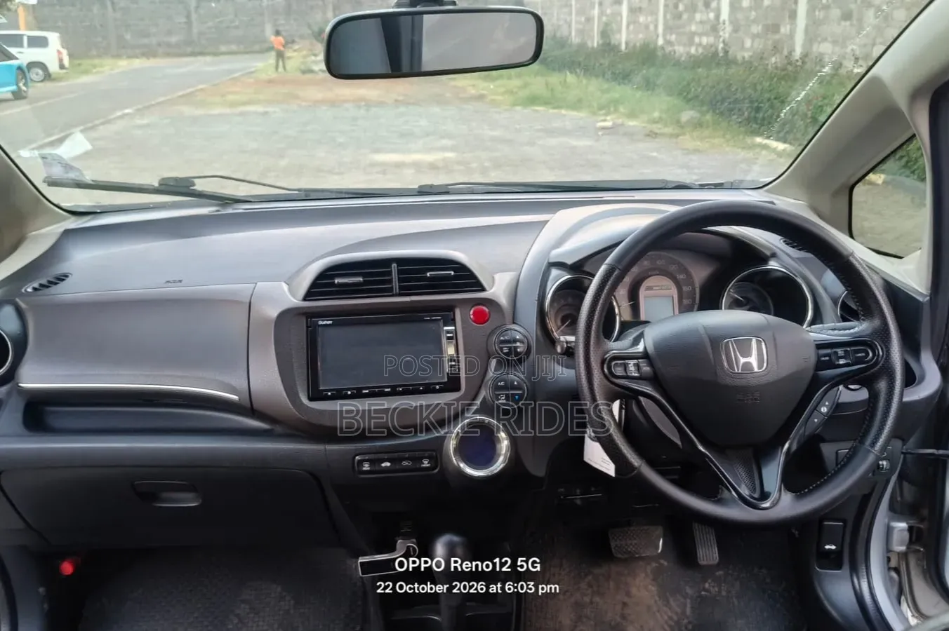 Honda Fit Shuttle 2014 Silver