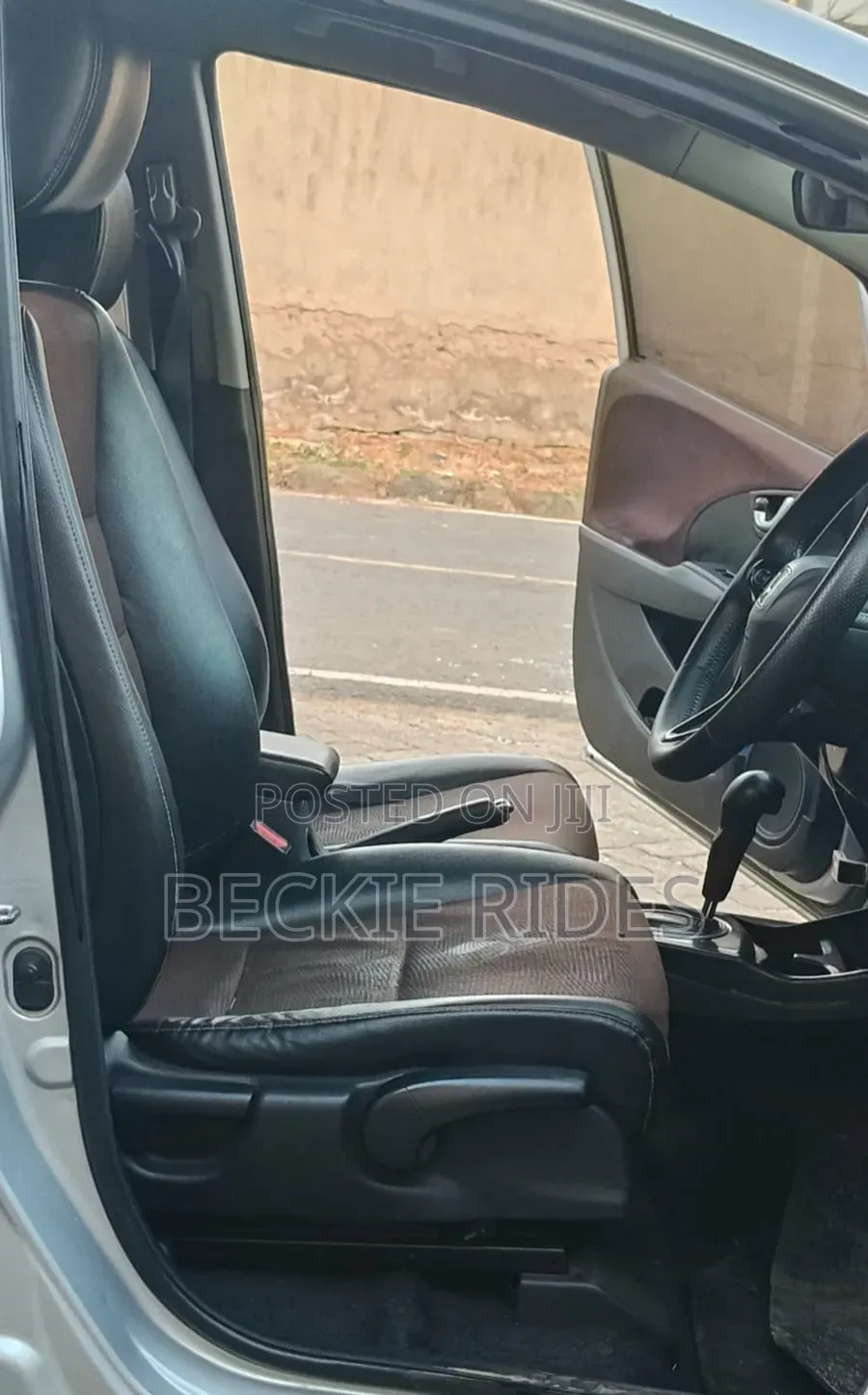 Honda Fit Shuttle 2014 Silver