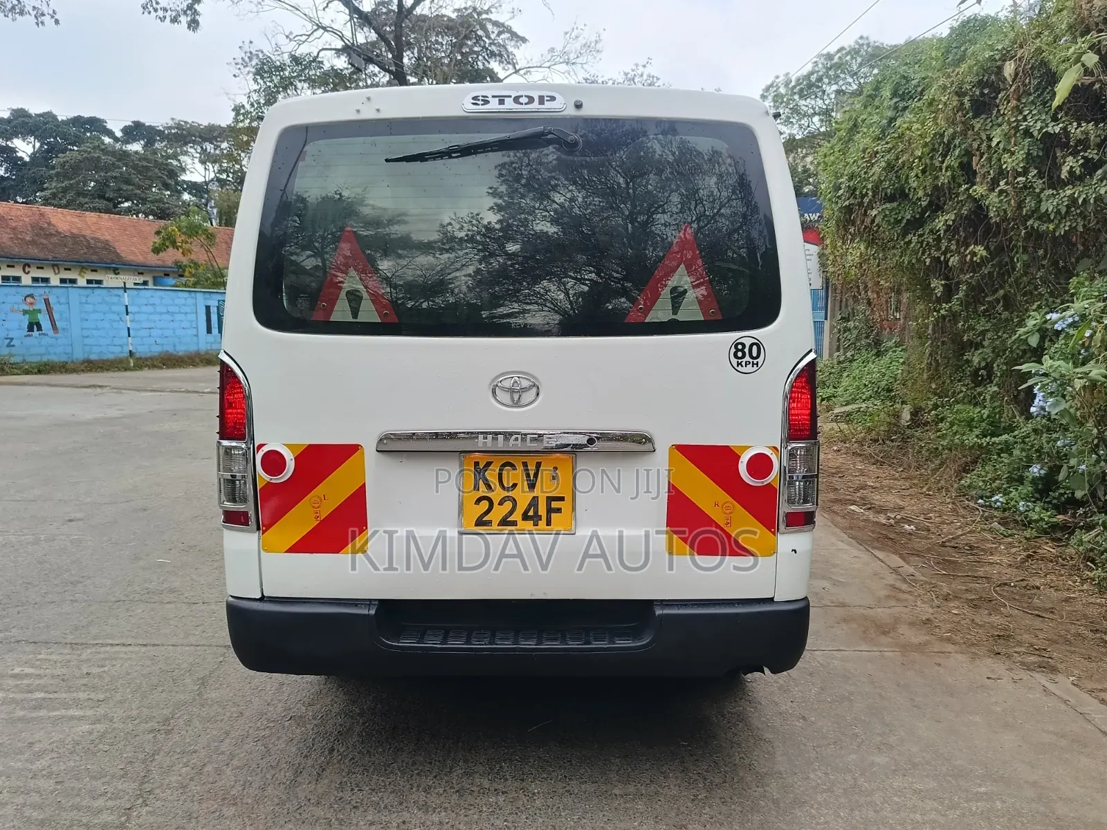 Toyota HiAce 2012 White