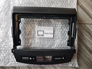 Radio Console/Frame Fascia 9inch Mitsubishi Outlander 2008-2012