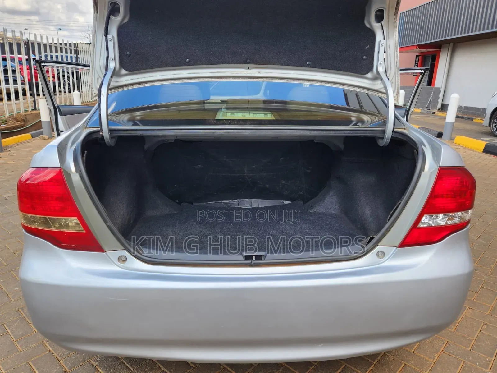 Toyota Axio 1.5 X 2WD 2011 Silver