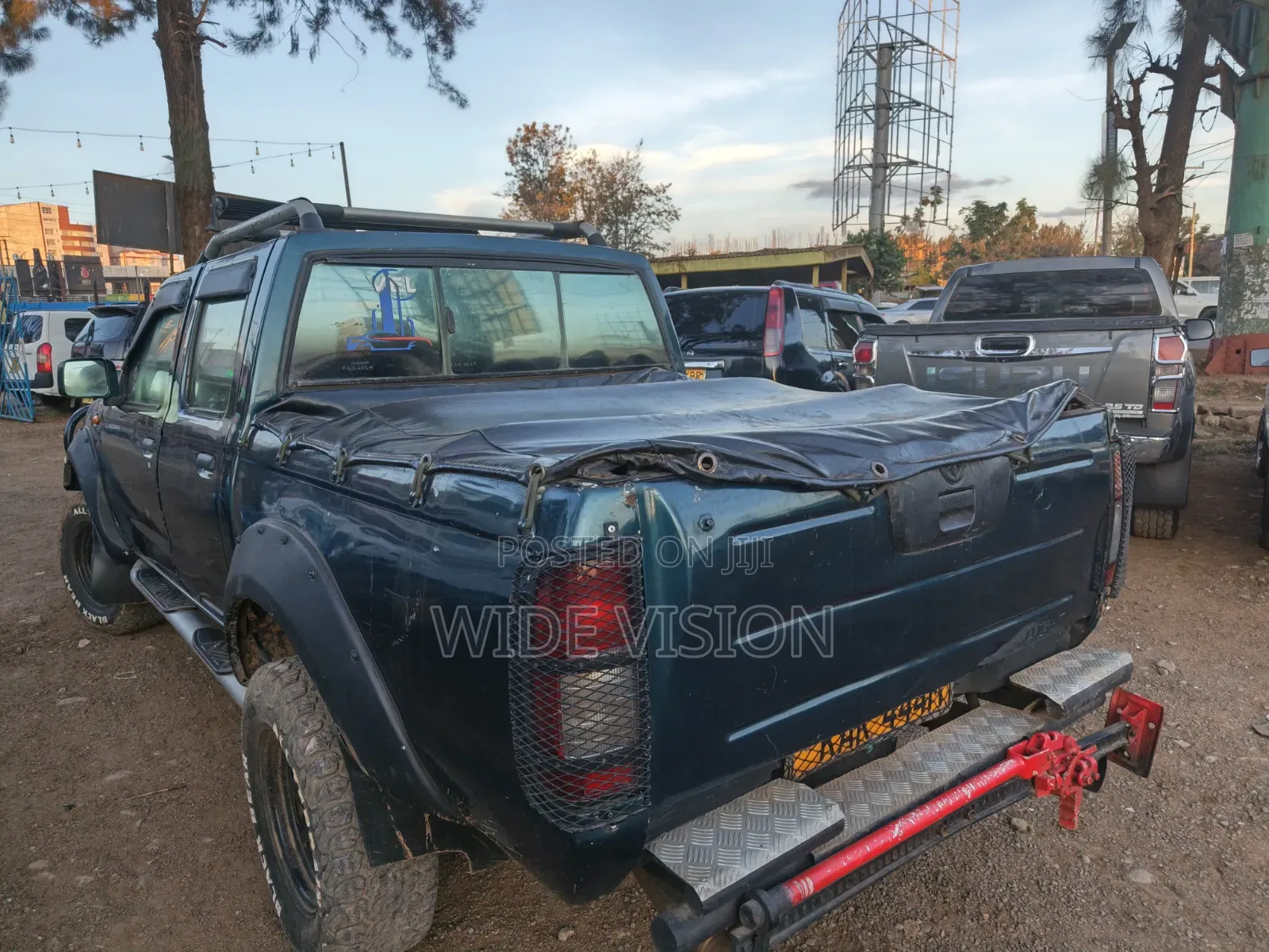 Nissan Hardbody 2004 Green