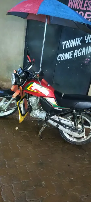New Honda CB 2019 Red