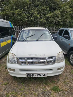 Isuzu D-MAX 2009 White