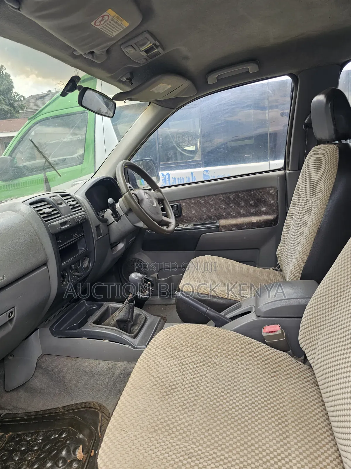 Isuzu D-MAX 2009 White
