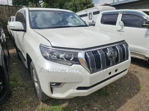 Toyota Land Cruiser Prado 2.8 2018 White