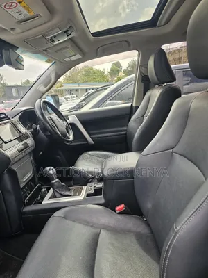 Toyota Land Cruiser Prado 2.8 2018 White