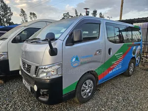 Nissan Caravan (Urvan) 2016 Silver