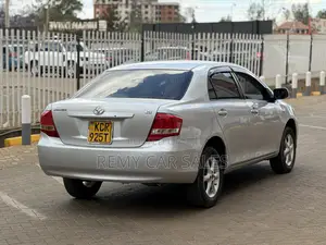 Toyota Axio 2011 Silver