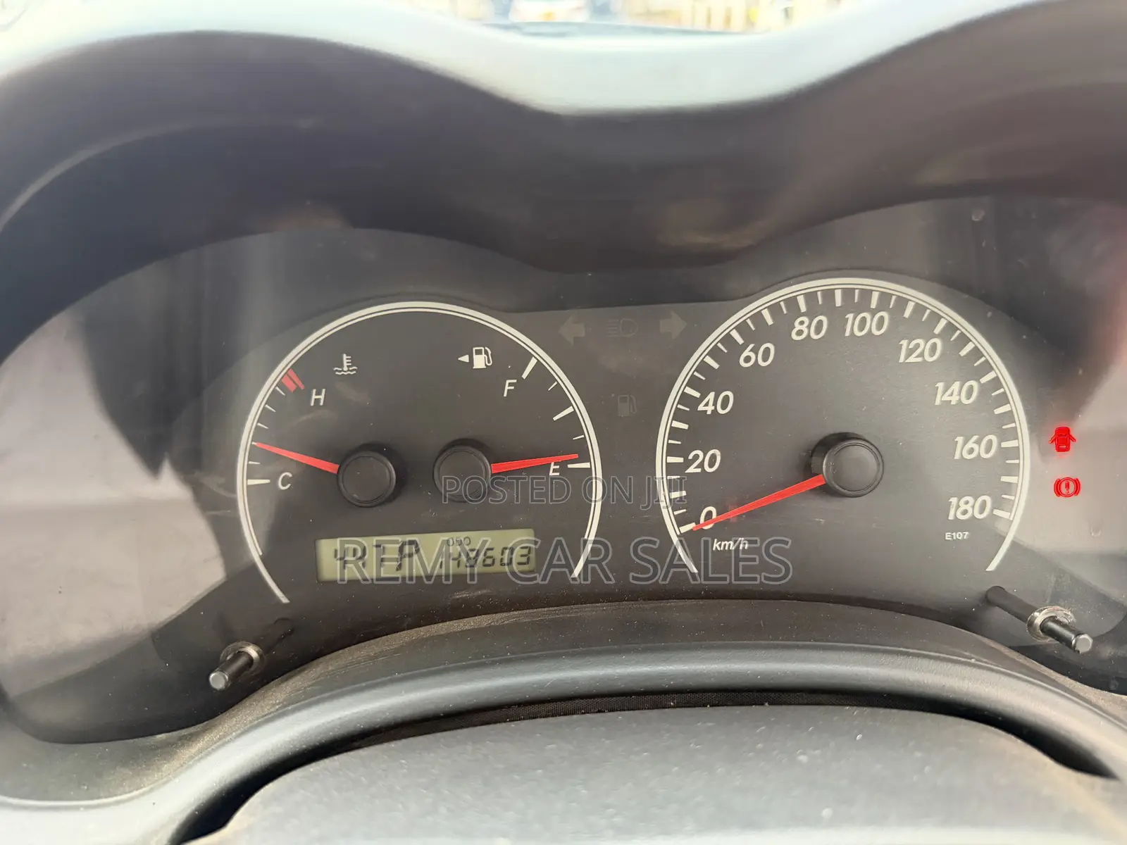 Toyota Axio 2011 Silver