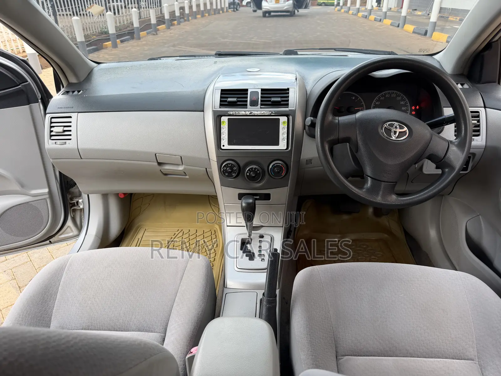 Toyota Axio 2011 Silver