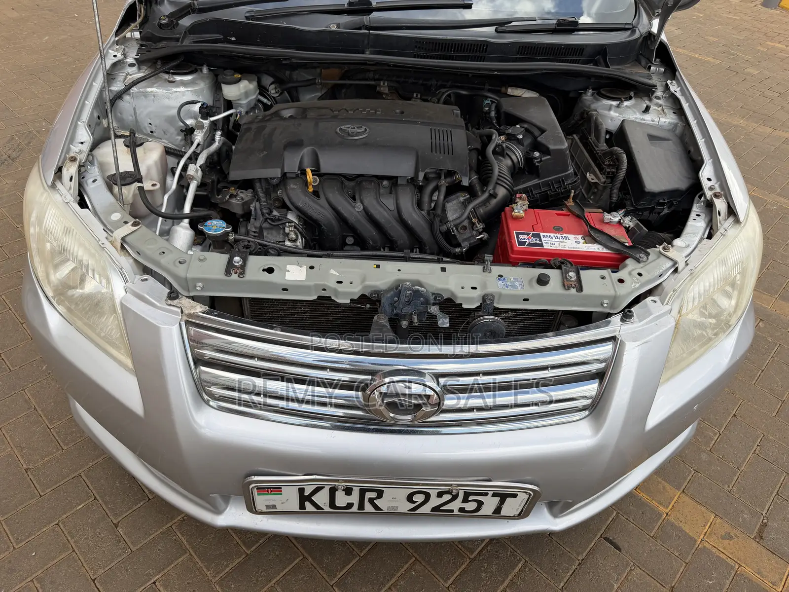 Toyota Axio 2011 Silver