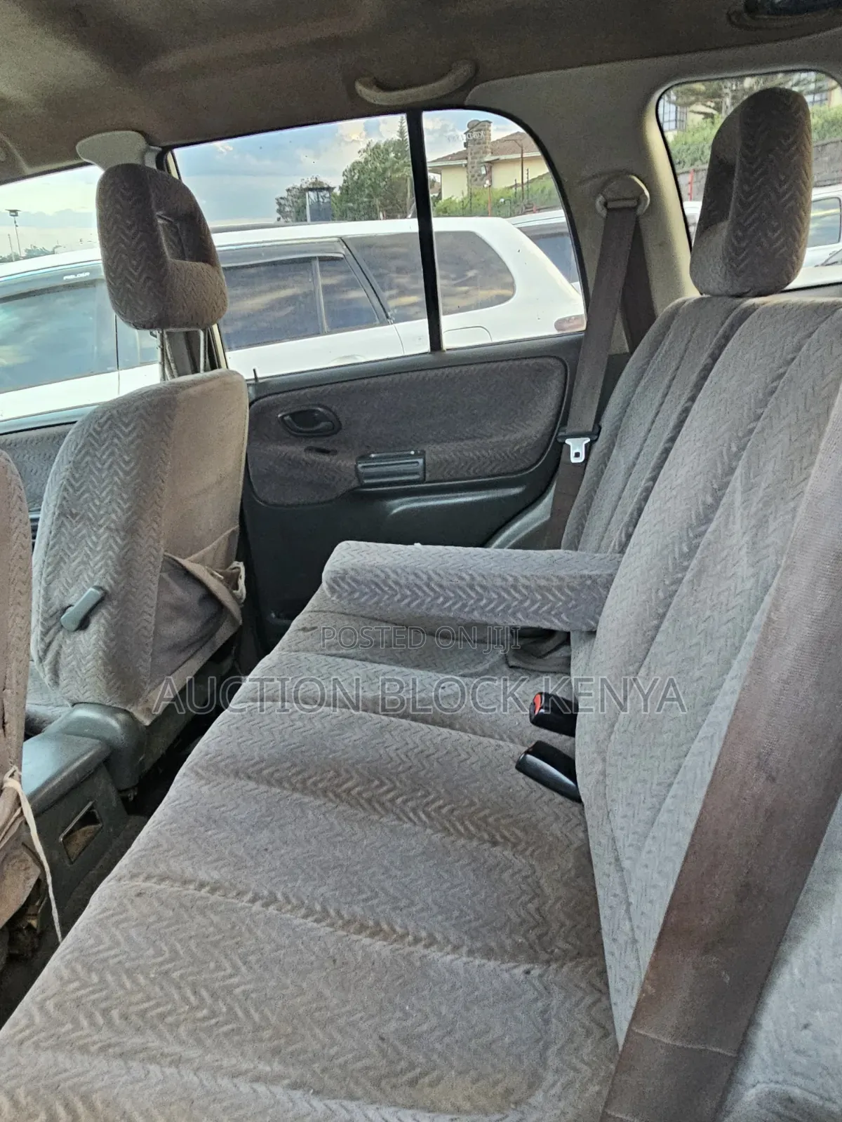 Suzuki Escudo 1999 Silver